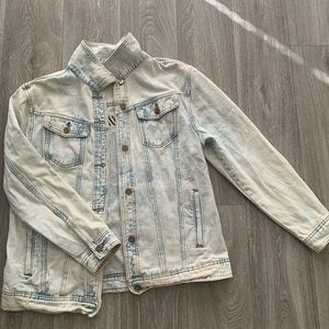 Two tone jean jacket